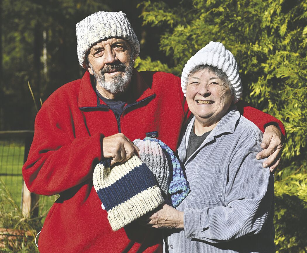 201119.life knit caps man.pd2.jpg